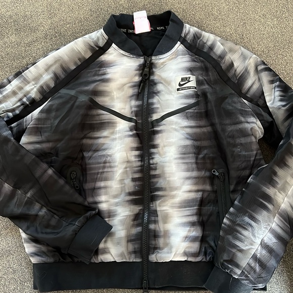 Nike International Bomber Jacket - Picture 3 of 3